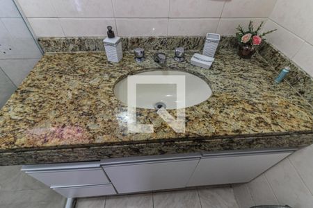 Apartamento à venda com 140m², 3 quartos e 2 vagasSuíte - Banheiro