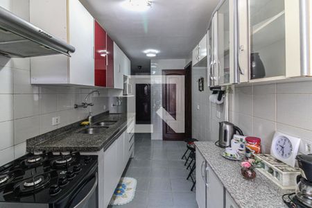 Apartamento à venda com 140m², 3 quartos e 2 vagasCozinha