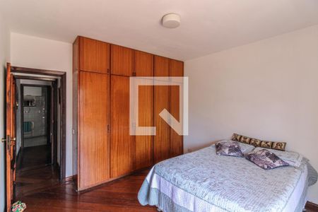 Apartamento à venda com 140m², 3 quartos e 2 vagasQuarto 2