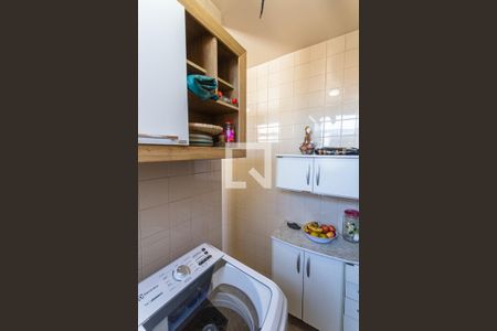 Apartamento à venda com 65m², 3 quartos e 1 vagaÁrea de Serviço