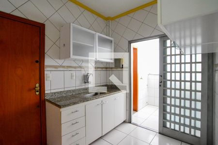 Apartamento para alugar com 100m², 3 quartos e 2 vagasCozinha