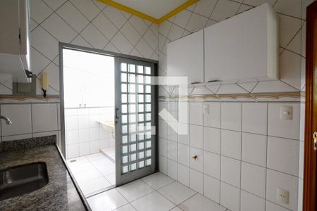 Apartamento para alugar com 100m², 3 quartos e 2 vagasCozinha