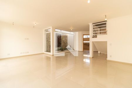 Sala de casa à venda com 3 quartos, 163m² em Vila Gumercindo, São Paulo