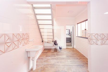 Casa à venda com 170m², 3 quartos e 2 vagas Casa à venda com 170m², 3 quartos e 2 vagasÁrea de Serviço