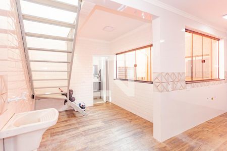 Casa à venda com 170m², 3 quartos e 2 vagas Casa à venda com 170m², 3 quartos e 2 vagasÁrea de Serviço