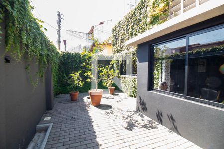Casa à venda com 120m², 3 quartos e 2 vagasQuintal