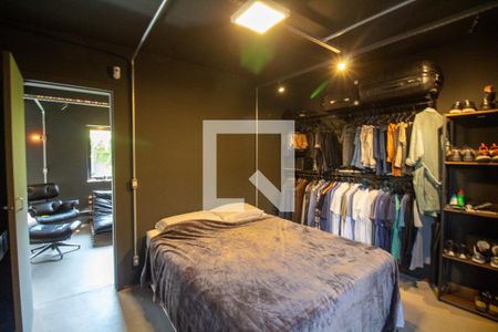 Quarto 1 - Suíte de casa à venda com 3 quartos, 120m² em Vila Sao Francisco (zona Sul), São Paulo