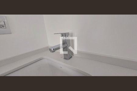 Casa à venda com 164m², 4 quartos e 3 vagasBanheiro Quarto 1 suíte