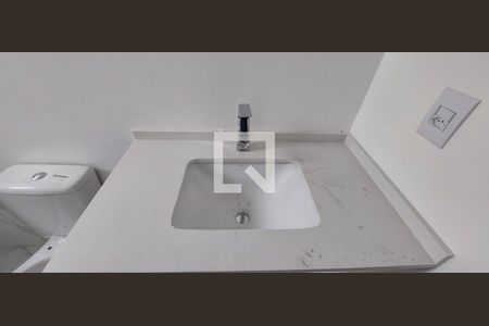 Casa à venda com 164m², 4 quartos e 3 vagasbanheiro 2