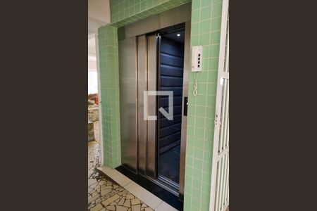 Studio para alugar com 30m², 1 quarto e 1 vagaElevador 