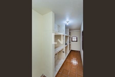 Casa à venda com 170m², 2 quartos e 2 vagasSalão multiuso