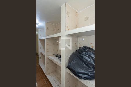 Casa à venda com 170m², 2 quartos e 2 vagasSalão multiuso