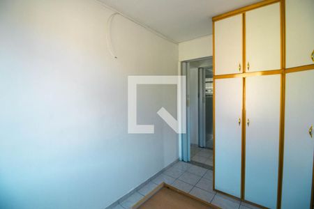Quarto 2 de apartamento para alugar com 2 quartos, 49m² em Vila Sílvia, São Paulo