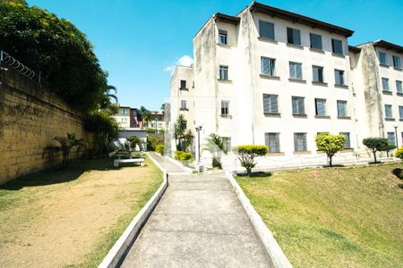 Fachada do bloco de apartamento para alugar com 2 quartos, 49m² em Vila Sílvia, São Paulo