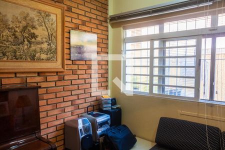 SALA DE TV de casa à venda com 3 quartos, 480m² em Parque São Quirino, Campinas