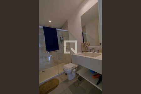 Casa de condomínio à venda com 400m², 4 quartos e 4 vagas Casa de condomínio à venda com 400m², 4 quartos e 4 vagasLavabo