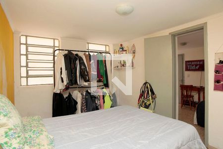 Quarto de apartamento à venda com 1 quarto, 30m² em Petrópolis, Porto Alegre