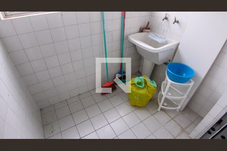 Apartamento à venda com 64m², 3 quartos e 1 vaga Apartamento à venda com 64m², 3 quartos e 1 vagaLavanderia