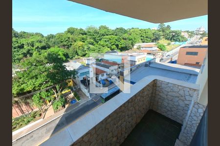 Apartamento à venda com 69m², 2 quartos e 1 vagaVaranda