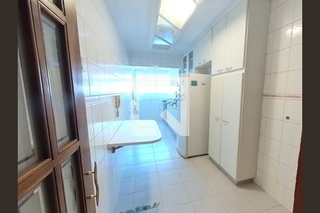 Apartamento à venda com 69m², 2 quartos e 1 vagaCozinha