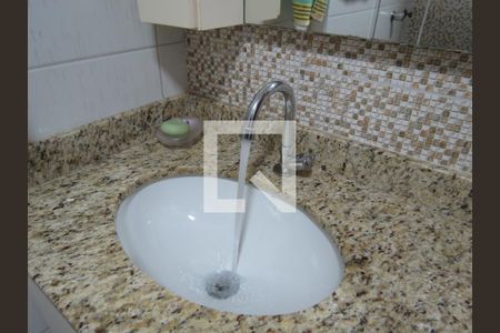 Apartamento à venda com 69m², 2 quartos e 1 vagaBanheiro (Pia)