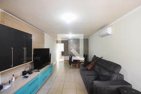 Sala de casa à venda com 3 quartos, 167m² em Jardim Oliveiras, Taboão da Serra