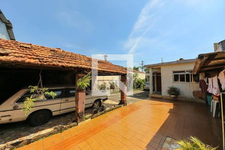 Casa à venda com 430m², 2 quartos e 6 vagasGaragem