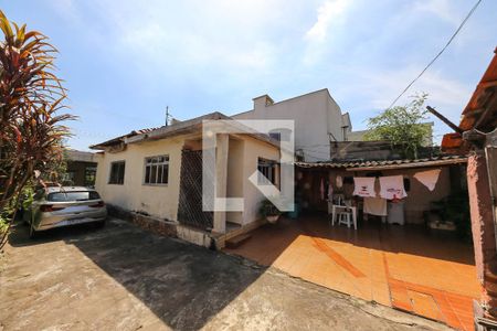 Casa à venda com 430m², 2 quartos e 6 vagasGaragem