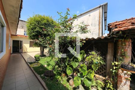 Casa à venda com 430m², 2 quartos e 6 vagasQuintal