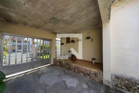 Casa à venda com 430m², 2 quartos e 6 vagasGaragem