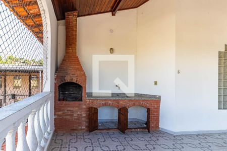 Casa à venda com 220m², 3 quartos e 2 vagasVaranda Superior