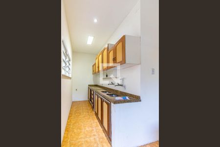 Casa à venda com 220m², 3 quartos e 2 vagasCozinha