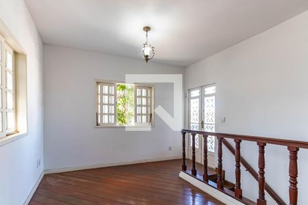 Casa à venda com 220m², 3 quartos e 2 vagasHall de Circulação Superior