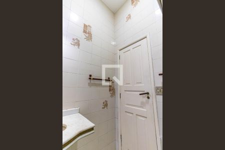 Casa à venda com 220m², 3 quartos e 2 vagasBanheiro Quarto 1