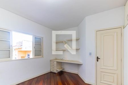 Casa à venda com 220m², 3 quartos e 2 vagasQuarto 2
