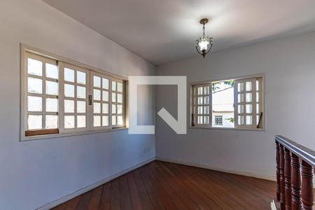 Casa à venda com 220m², 3 quartos e 2 vagasHall de Circulação Superior