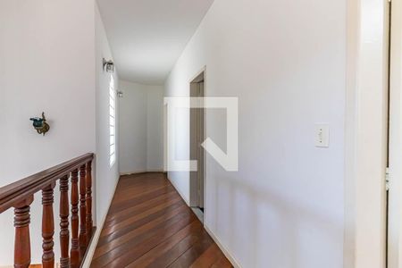 Casa à venda com 220m², 3 quartos e 2 vagasHall de Circulação Superior