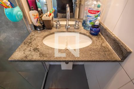 Apartamento à venda com 71m², 2 quartos e 1 vagaBanheiro da Suíte