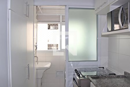 Apartamento à venda com 58m², 2 quartos e 1 vagaCozinha e Área de Serviço