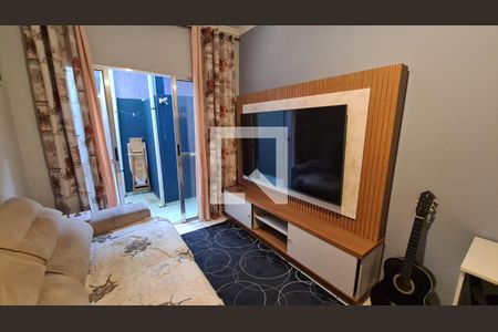 Casa à venda com 180m², 4 quartos e 2 vagas Casa à venda com 180m², 4 quartos e 2 vagasSala 2