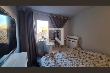 Casa à venda com 180m², 4 quartos e 2 vagas Casa à venda com 180m², 4 quartos e 2 vagasQuarto Suíte 2