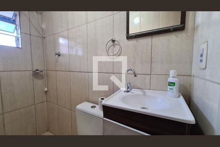 Casa à venda com 180m², 4 quartos e 2 vagas Casa à venda com 180m², 4 quartos e 2 vagasBanheiro da Suíte 2