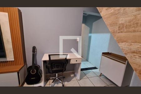 Casa à venda com 180m², 4 quartos e 2 vagas Casa à venda com 180m², 4 quartos e 2 vagasSala 2