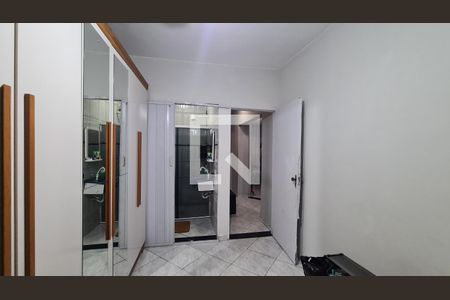 Casa à venda com 180m², 4 quartos e 2 vagas Casa à venda com 180m², 4 quartos e 2 vagasQuarto Suíte 1