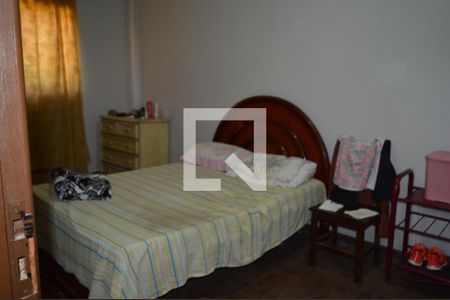 Casa à venda com 300m², 5 quartos e 1 vagaQuarto 