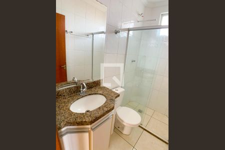 Apartamento à venda com 160m², 3 quartos e 2 vagas Apartamento à venda com 160m², 3 quartos e 2 vagasSuíte