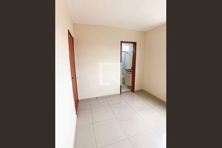 Apartamento à venda com 160m², 3 quartos e 2 vagas Apartamento à venda com 160m², 3 quartos e 2 vagasSuíte