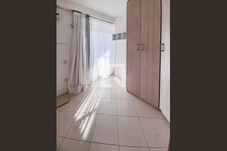 Apartamento à venda com 83m², 3 quartos e 2 vagasQuarto 3