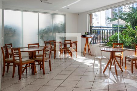 Apartamento à venda com 83m², 3 quartos e 2 vagasÁrea comum - Salão de festas