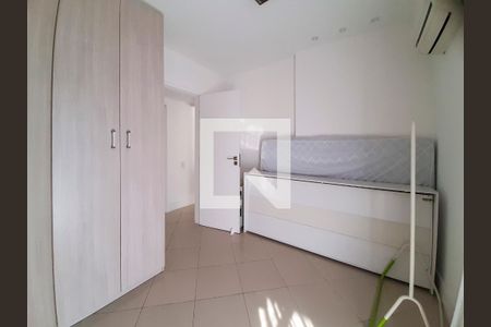 Apartamento à venda com 83m², 3 quartos e 2 vagasQuarto 3